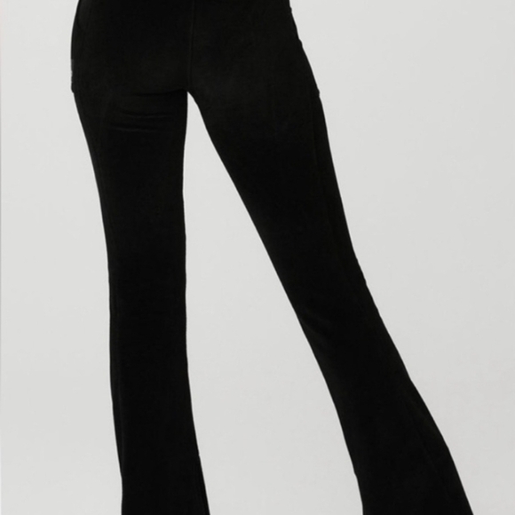 Alo Yoga Micro Corduroy High Waist Winter Break Flare Pant, Black M - Picture 3 of 5